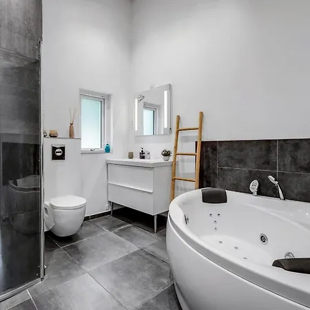 Nyaraló Sunja - 450m From The Sea By Interhome Brøndstrup